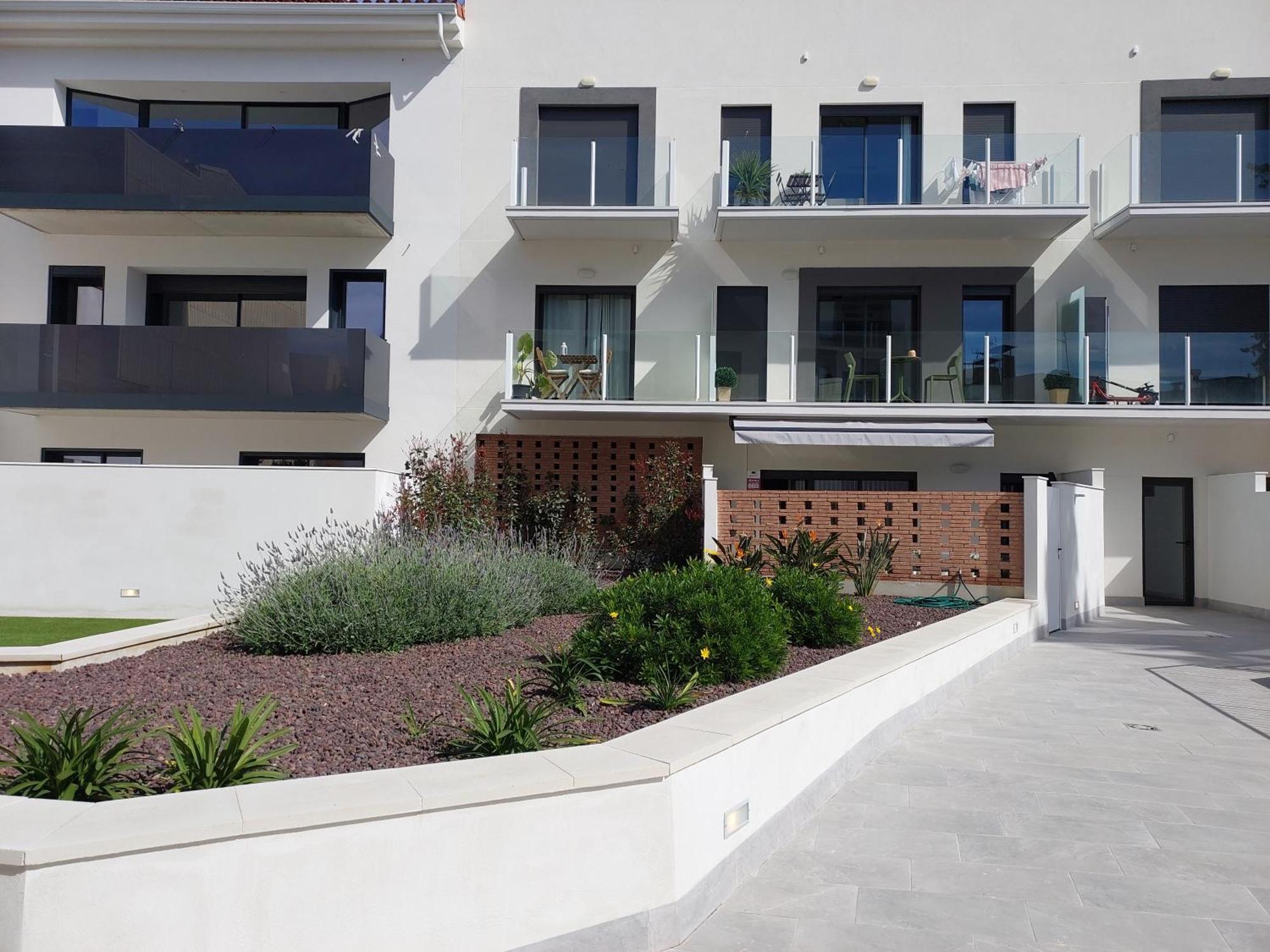 New Beside Sitges With Pool Beside Beach Vilanova i la Geltrú Exterior foto