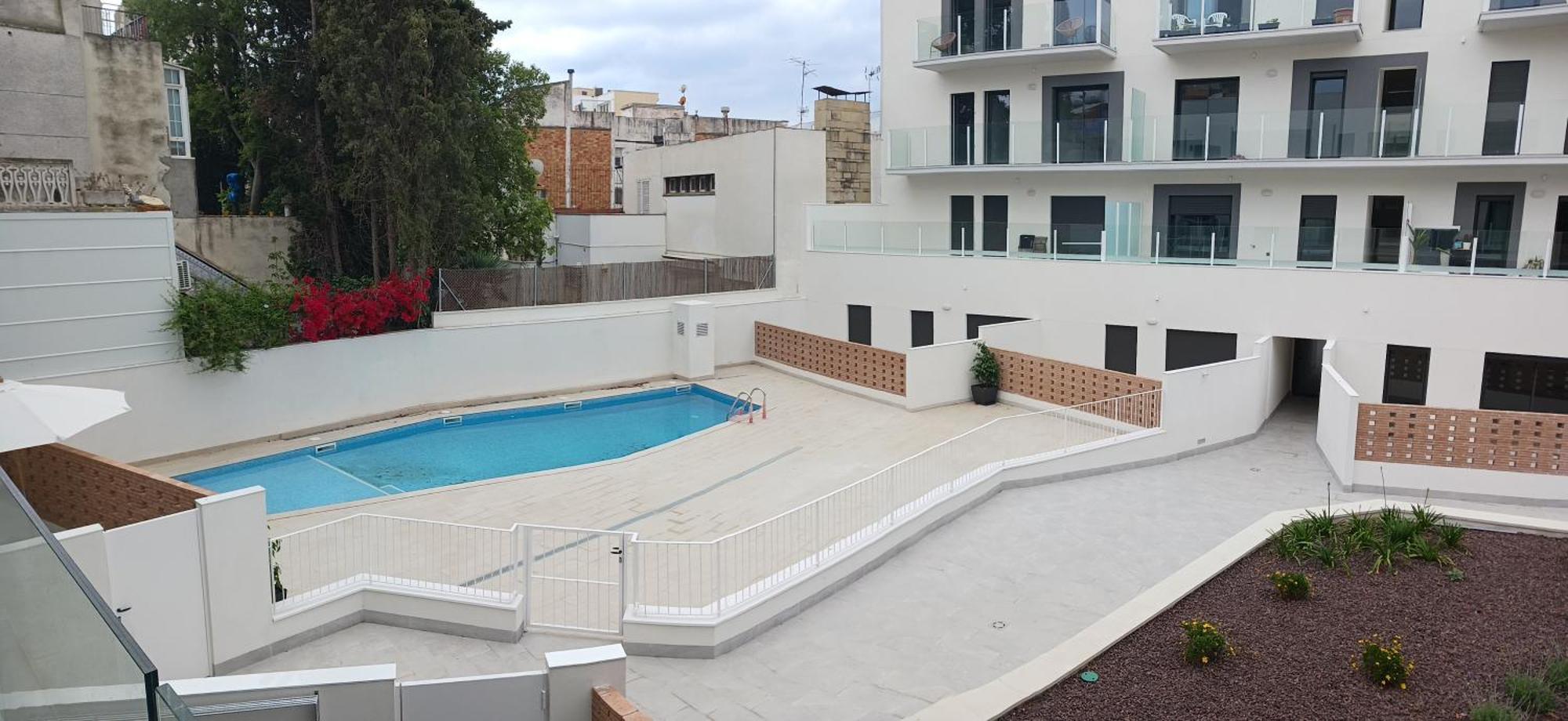 New Beside Sitges With Pool Beside Beach Vilanova i la Geltrú Exterior foto